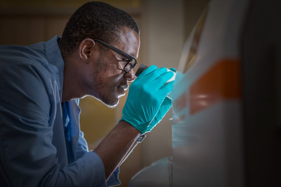 Research at the High-Performance Materials Institute (HPMI) at Florida State University (FSU Photography Services/Bruce Palmer)