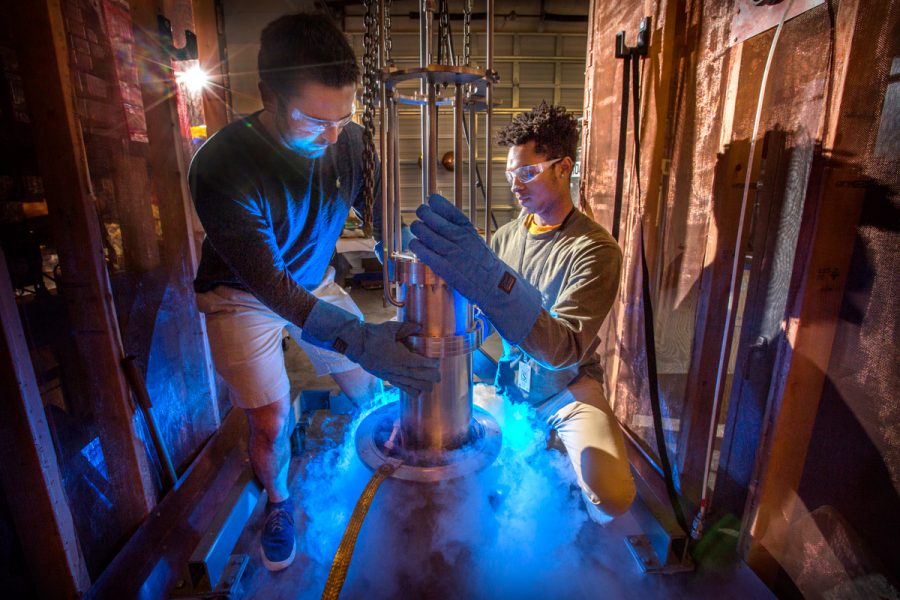 Researchers at the Center for Advanced Power Systems, Florida State University, 2017 (FSU Photography Services/Bruce Palmer)