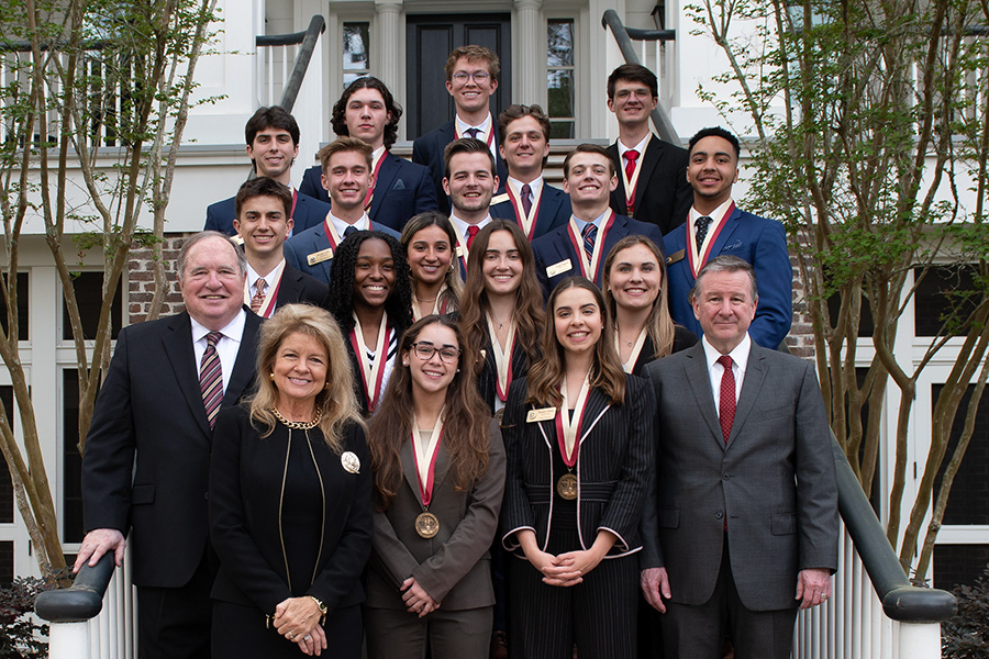 Seneff Honors Program namesake James Seneff and his wife Martha (front left) joined FSU President McCullough (front right) in celebrating this year’s scholars.