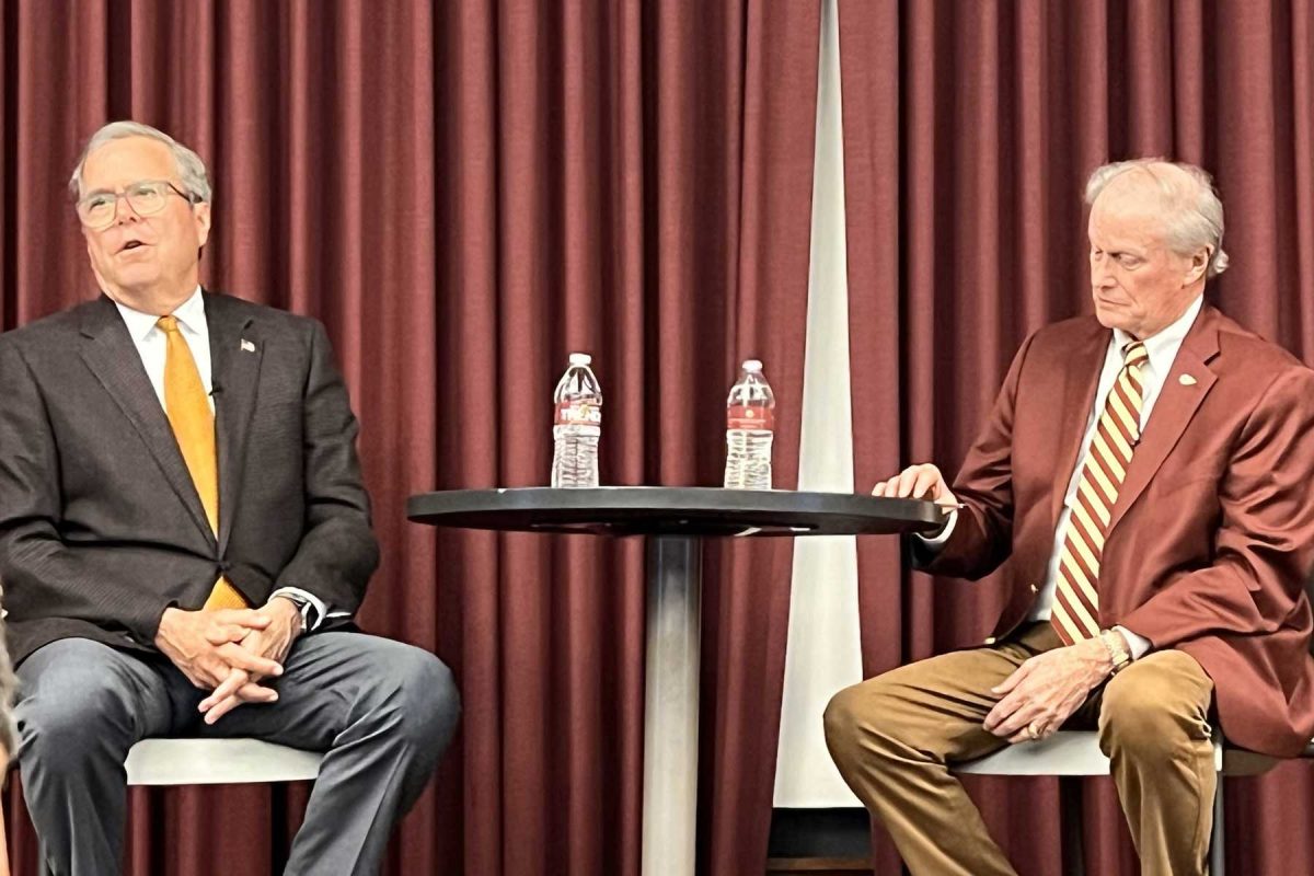 Former Florida Gov. Jeb Bush and FSU President Emeritus John Thrasher. (Photo: College of Business)